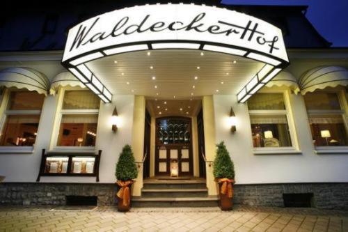 Hotel & Spa Waldecker Hof วิลลิงเงิน ภายนอก รูปภาพ