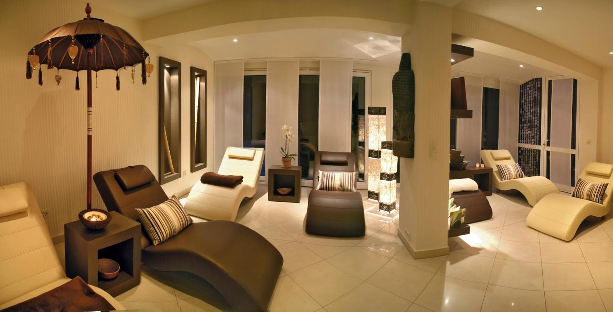 Hotel & Spa Waldecker Hof วิลลิงเงิน ภายนอก รูปภาพ