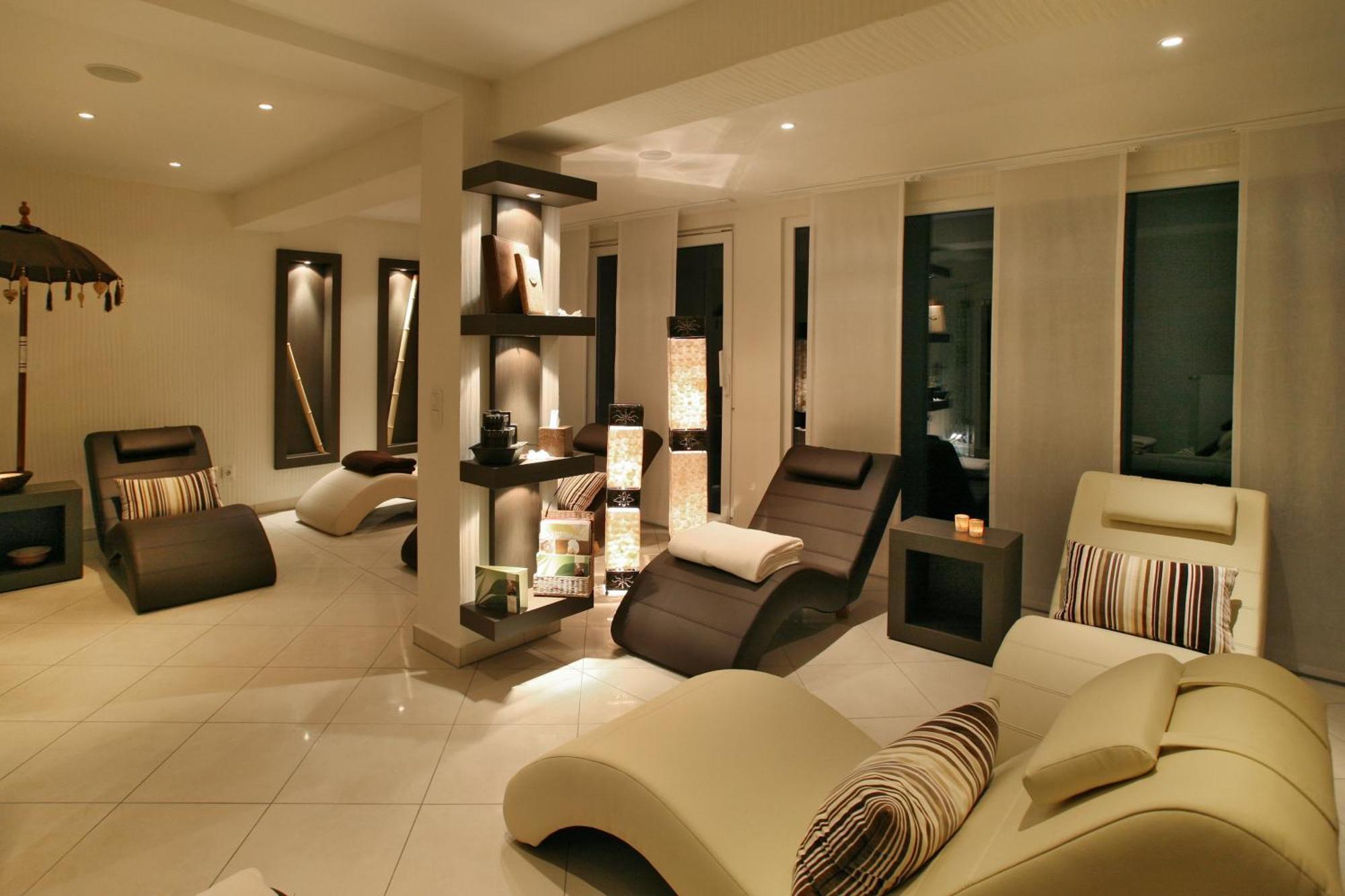 Hotel & Spa Waldecker Hof วิลลิงเงิน ภายนอก รูปภาพ